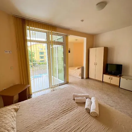 فندق кристал رافدا