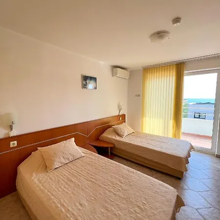 Hotel кристал Ravda