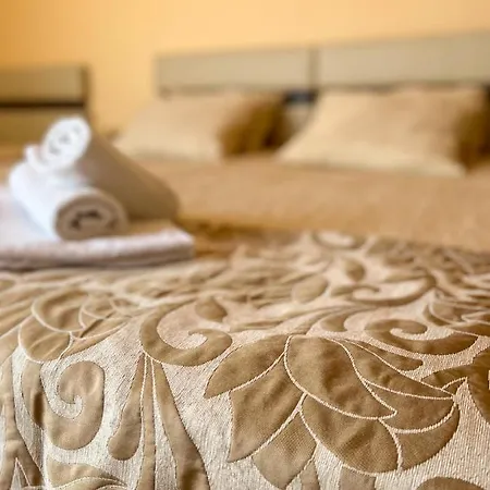 кристал Hotel