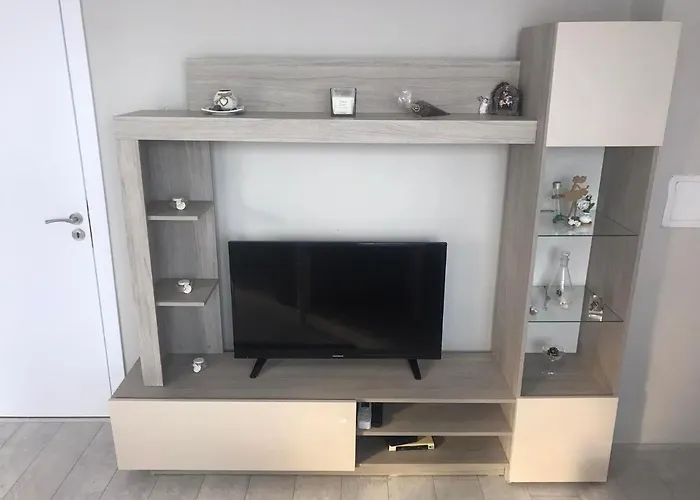 борис 拉夫达